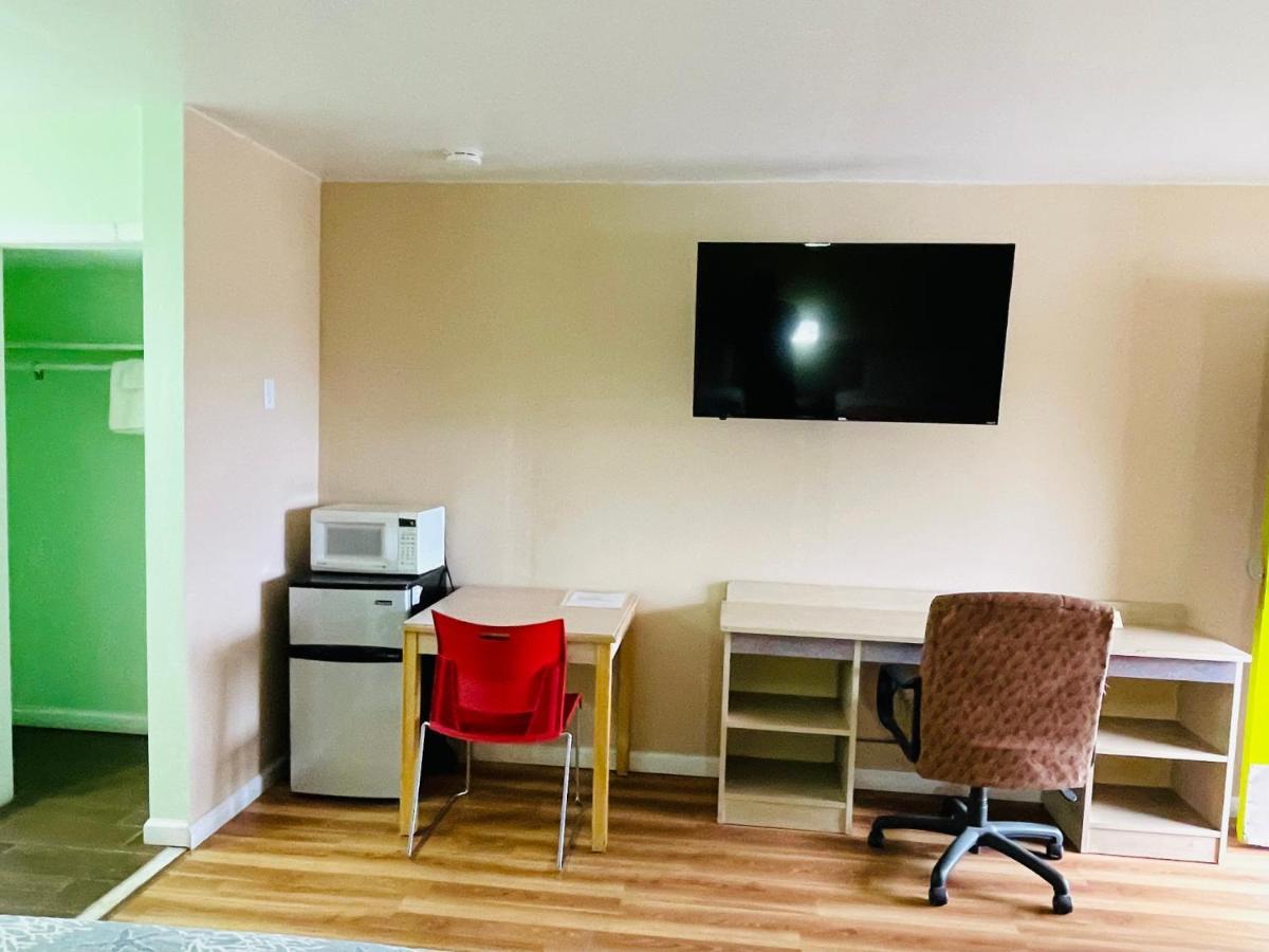 Budget Inn Pulaski Luaran gambar